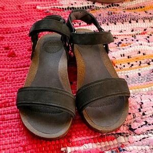 Teva Mahonia stitch sandals